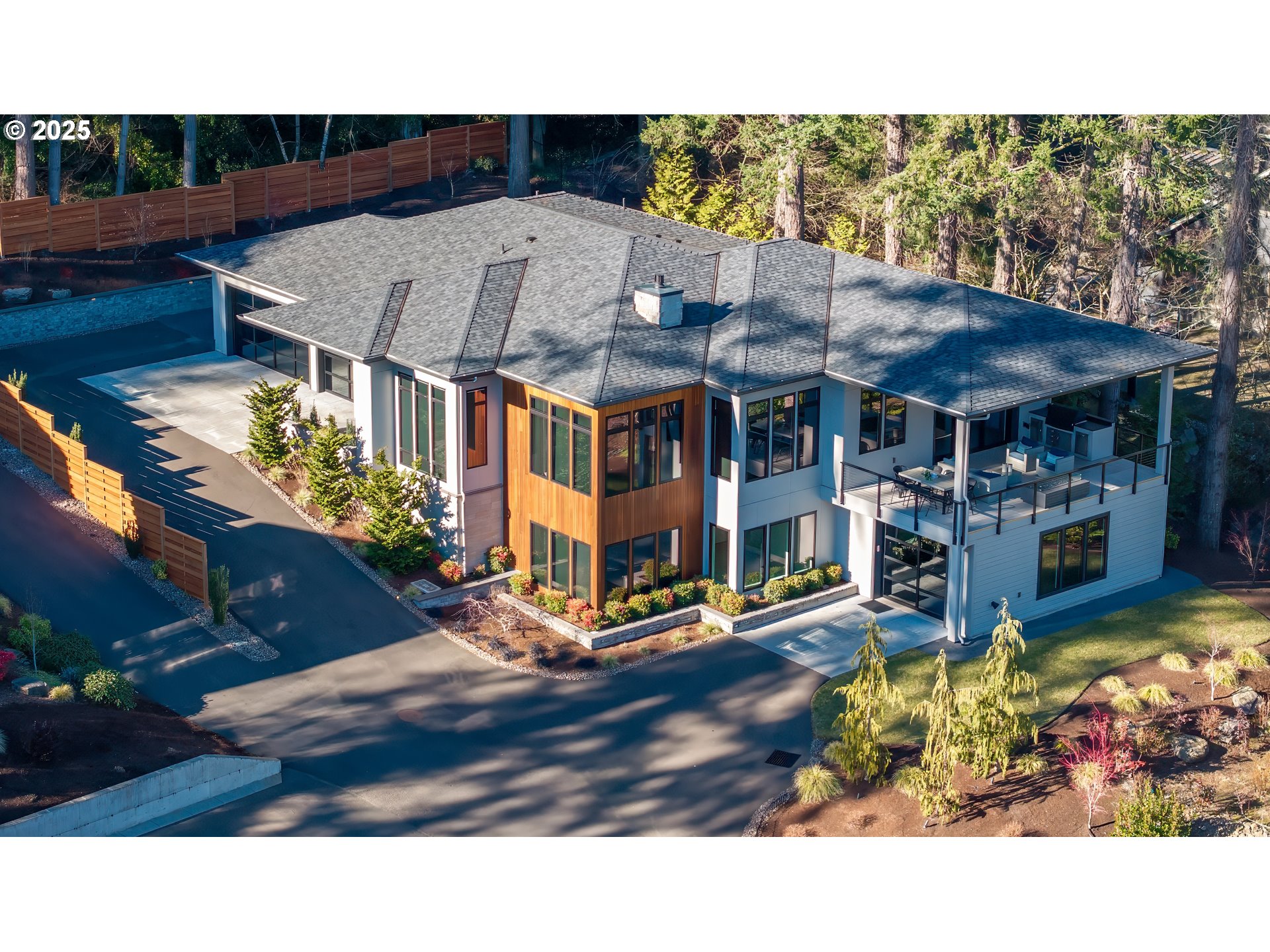 13581 GOODALL RD