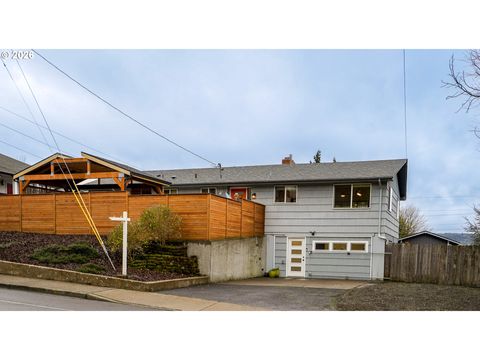 175 S 1ST ST Kalama WA 98625