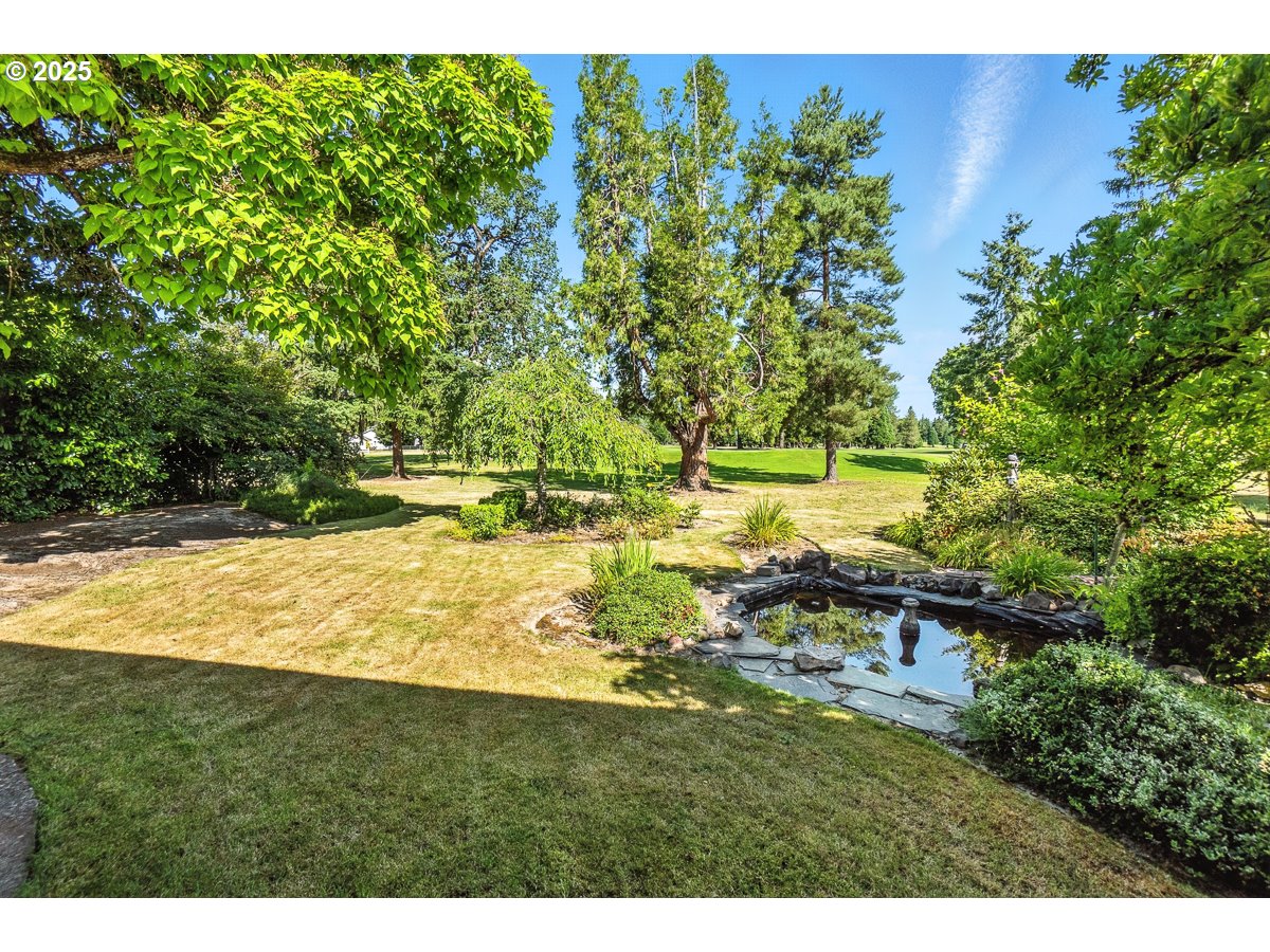 3943 NW ECHO CT