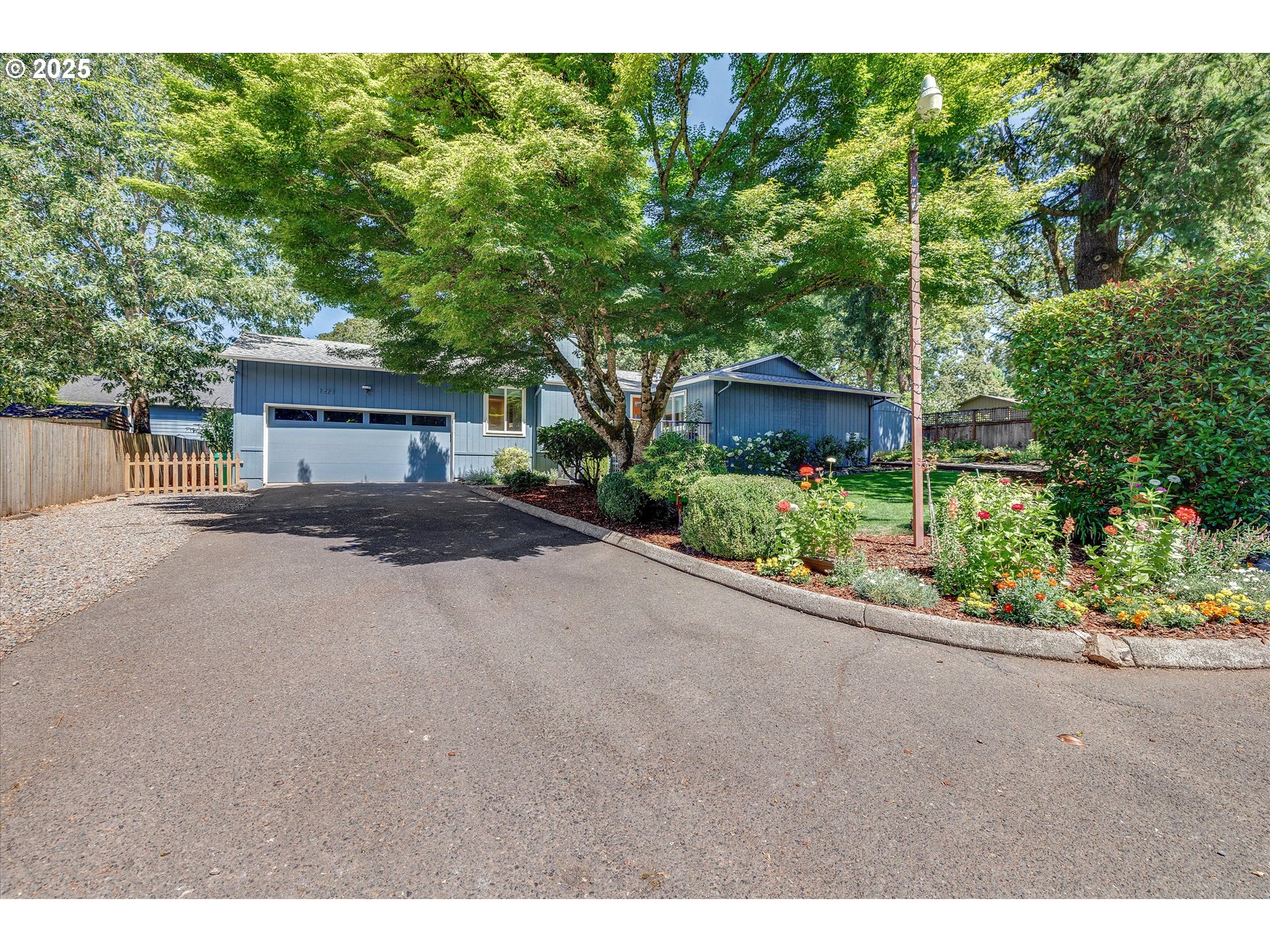 1223 SE OAK GROVE BLVD