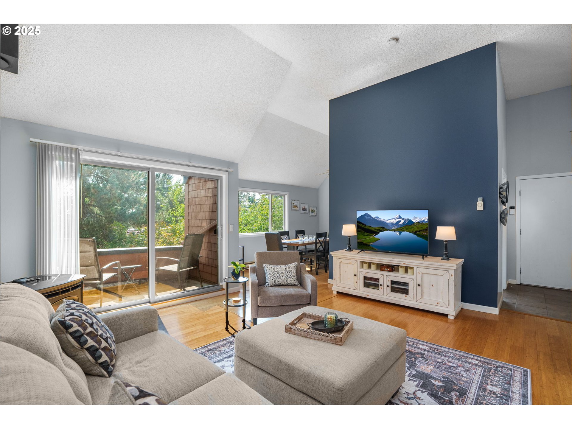 59 Oswego Summit