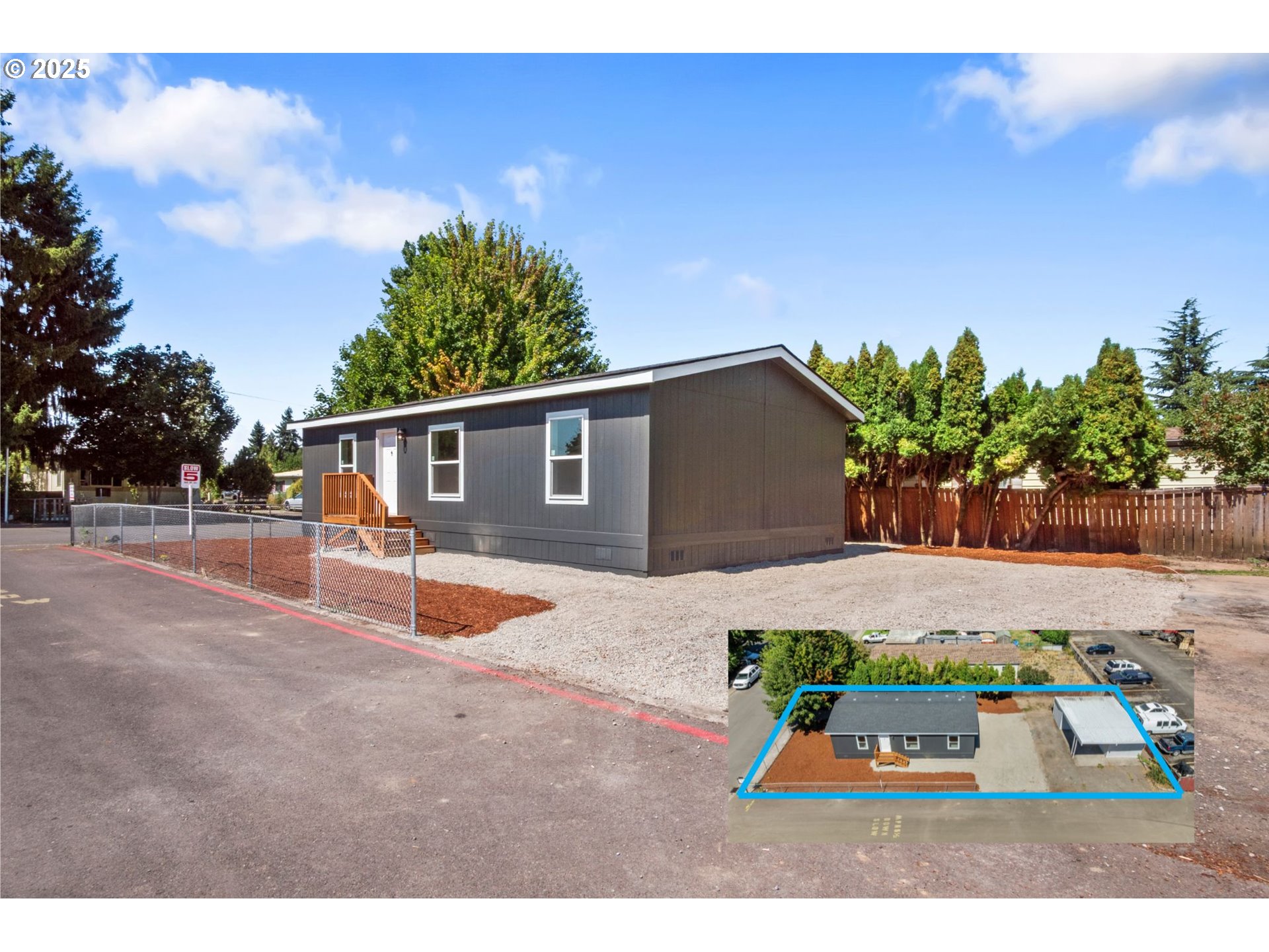 Photo 1 of 24 — 3054 SURFWOOD DR, Salem, OR 97305