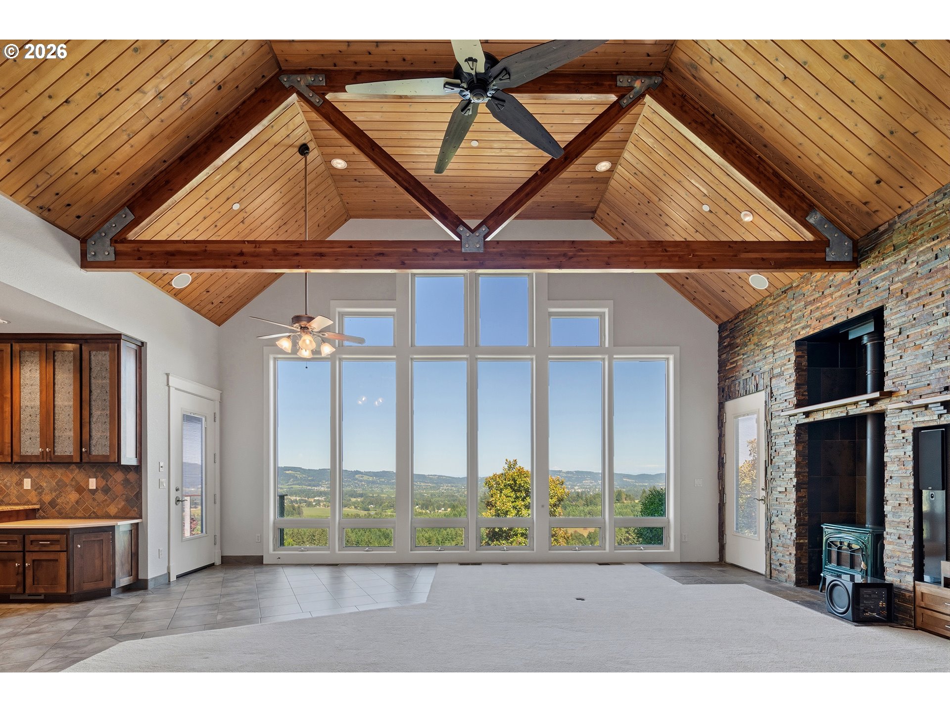 18885 NE BUENA VISTA DR