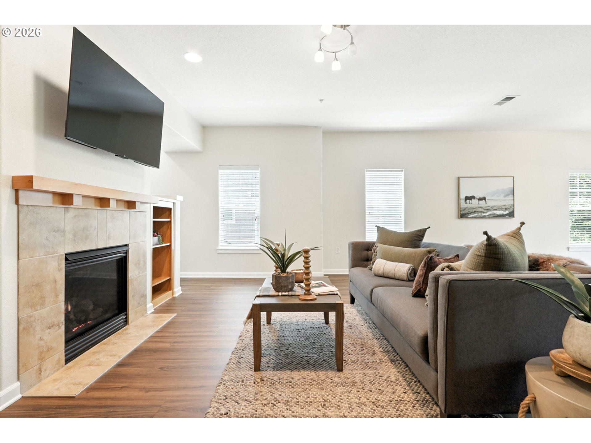 10805 NE RED WING WAY