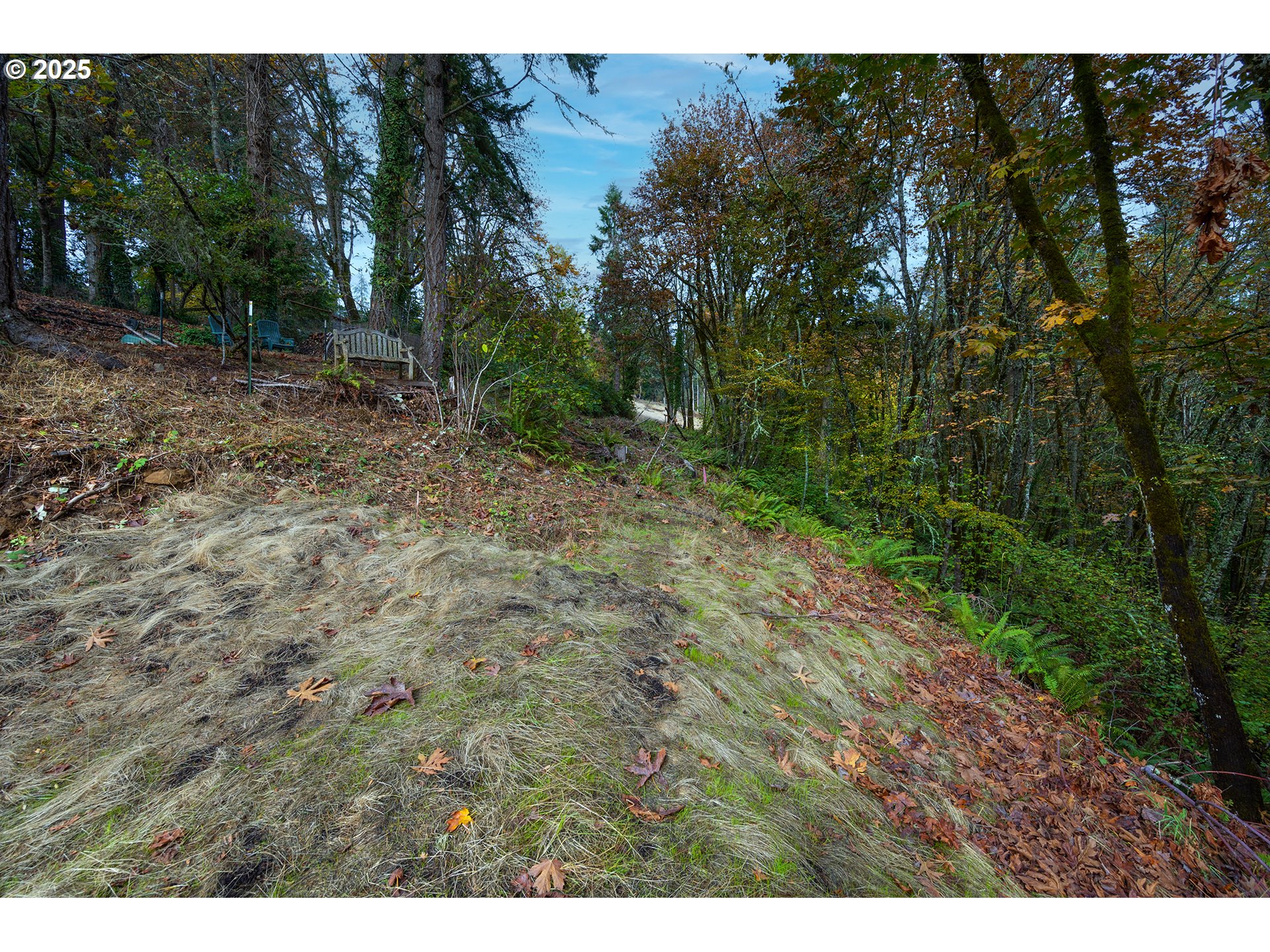 2825 2819 Capital DR 18, 19