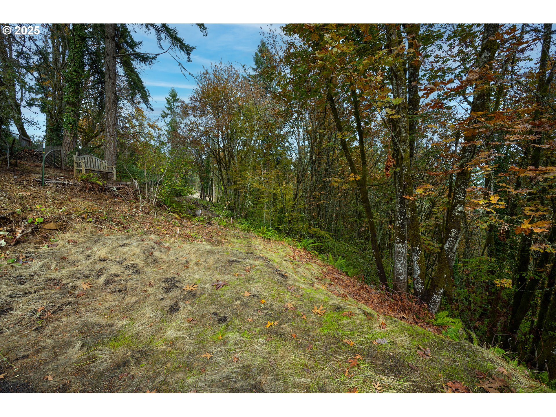 2825 2819 Capital DR 18, 19