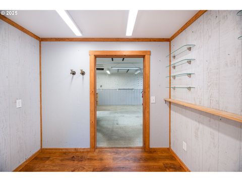 Tiny photo for 83 Sunday Dr, Creswell, OR 97426 (MLS # 660065115)