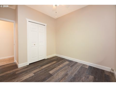 Tiny photo for 83 Sunday Dr, Creswell, OR 97426 (MLS # 660065115)