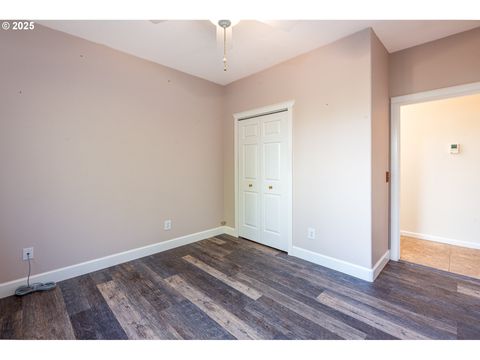 Tiny photo for 83 Sunday Dr, Creswell, OR 97426 (MLS # 660065115)