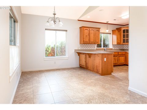 Tiny photo for 83 Sunday Dr, Creswell, OR 97426 (MLS # 660065115)