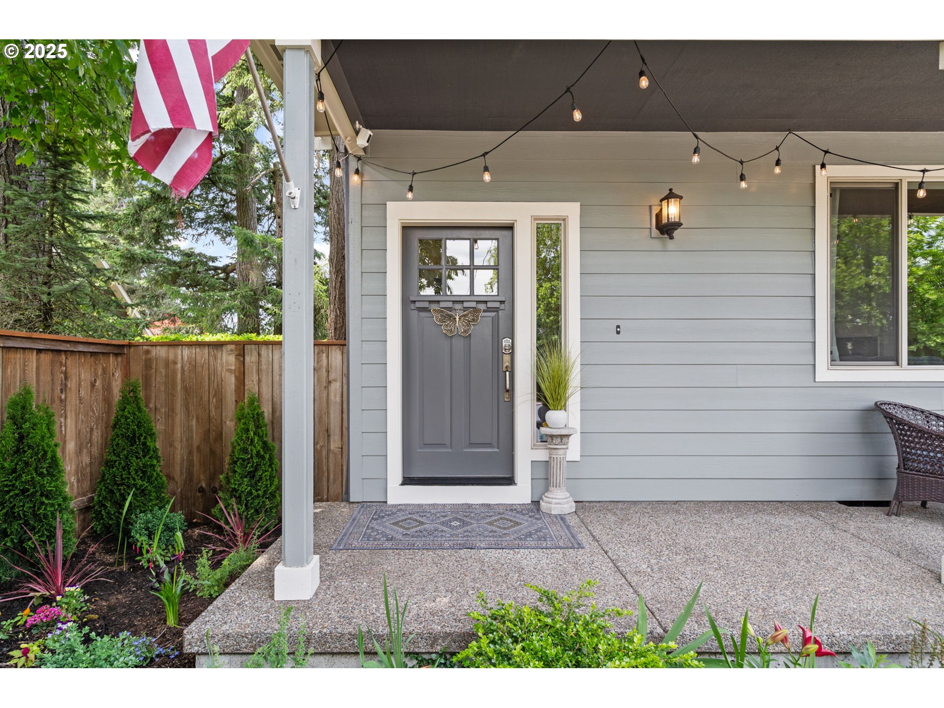 2733 NE 77TH PL