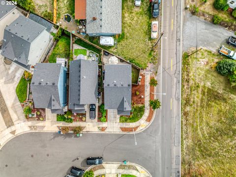 A home in Newberg