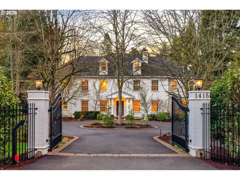 1415 S MILITARY RD Portland OR 97219