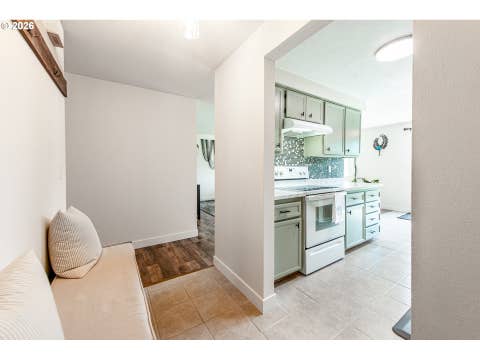 Tiny photo for 1121 Cedar Pl, Creswell, OR 97426 (MLS # 387273426)
