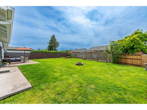 Tiny photo for 1121 Cedar Pl, Creswell, OR 97426 (MLS # 387273426)