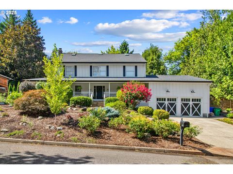 8527 SW 50TH AVE Portland OR 97219