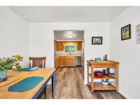 Tiny photo for 47576 Riverview St, Oakridge, OR 97463 (MLS # 529973352)