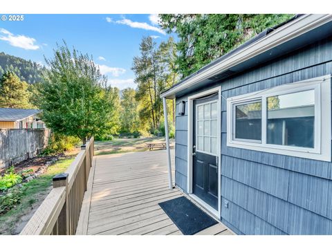 Tiny photo for 47576 Riverview St, Oakridge, OR 97463 (MLS # 529973352)