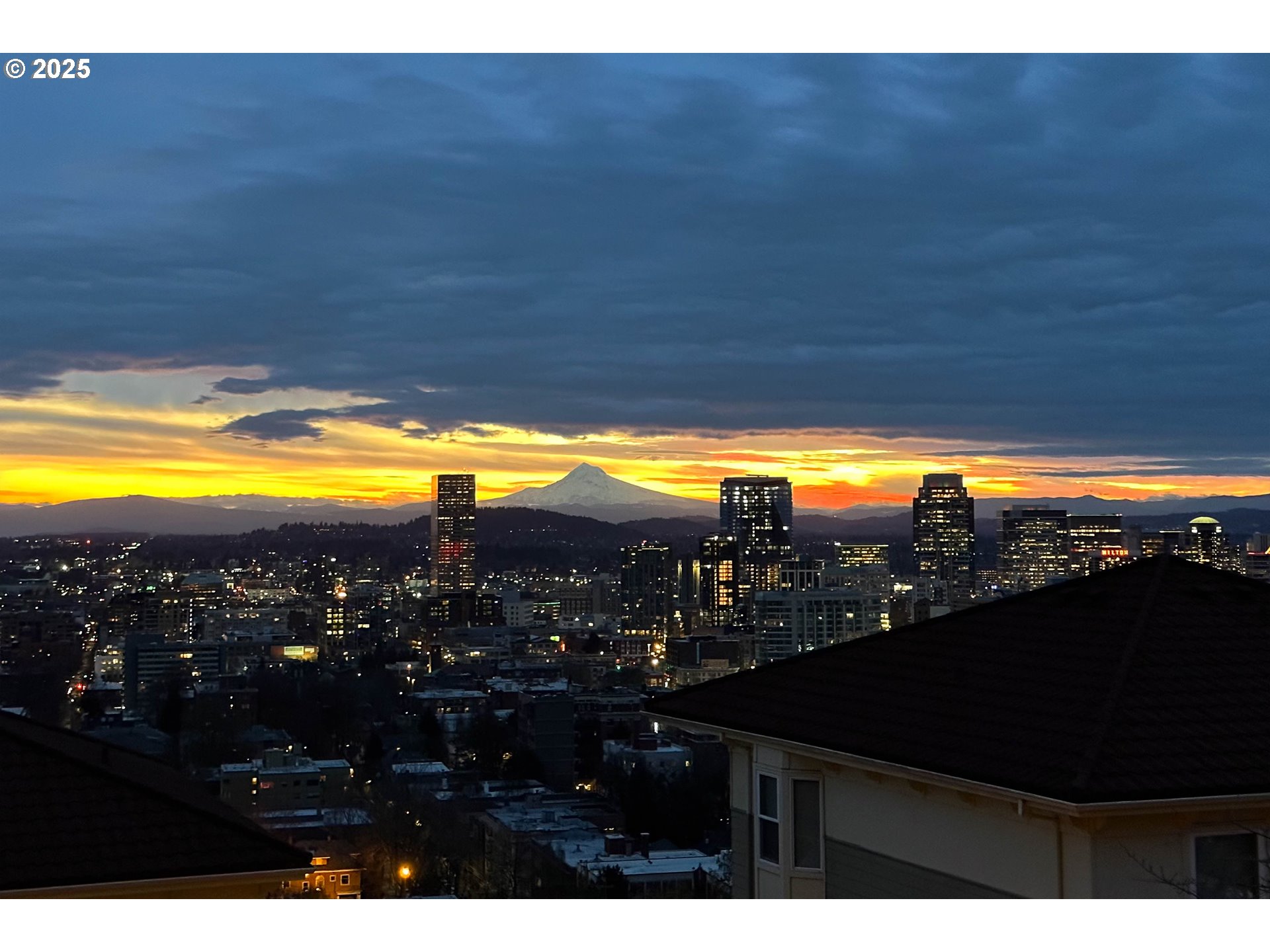 335 NW UPTOWN TER 2B