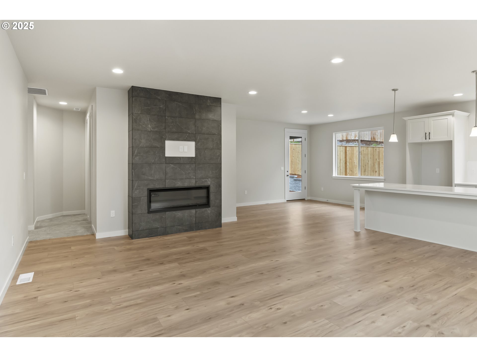 5687 N 94TH AVE LT243