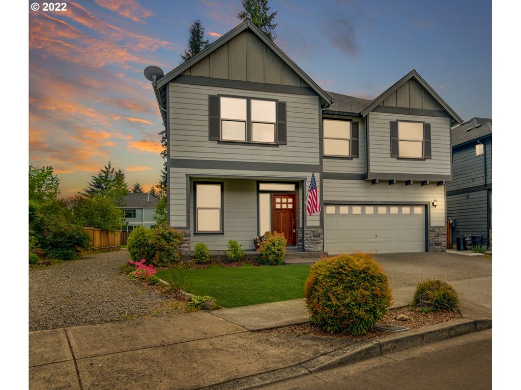 Photo 1 of 32 — 14303 NE 95TH CIR, Vancouver, WA 98682