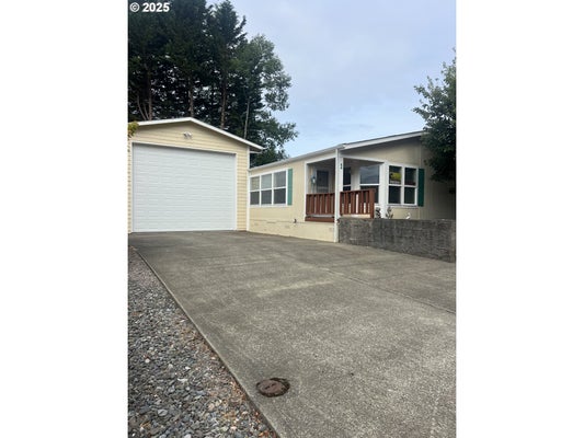 100 RIVER BEND RD SPC 1, REEDSPORT, OR 97467 - Image b54738a57f69848a3f858d5ce1dd5402/417536782