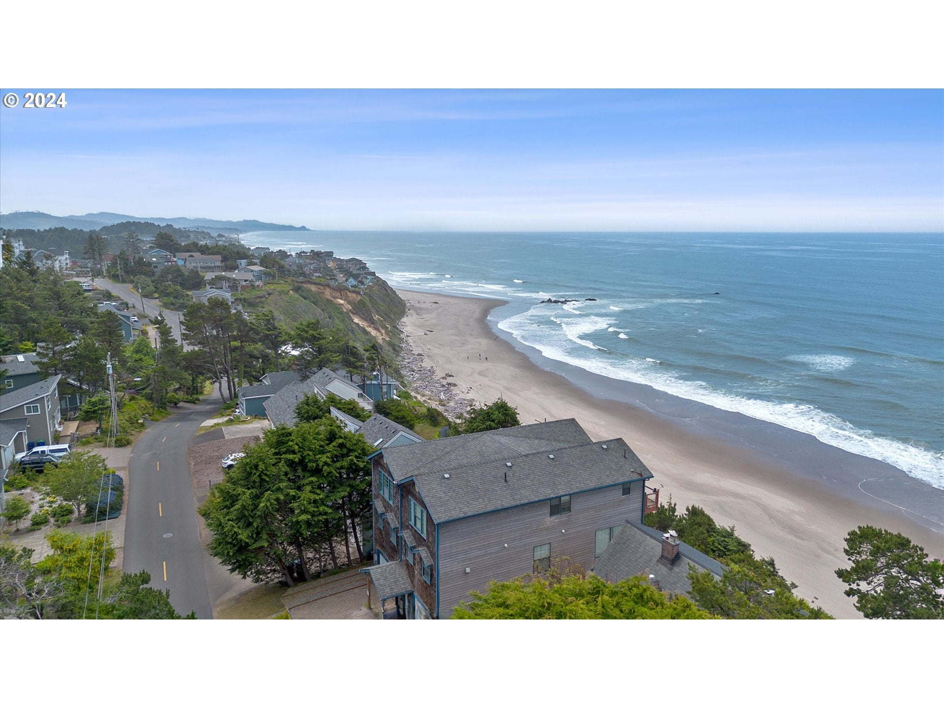 1933 SW COAST AVE