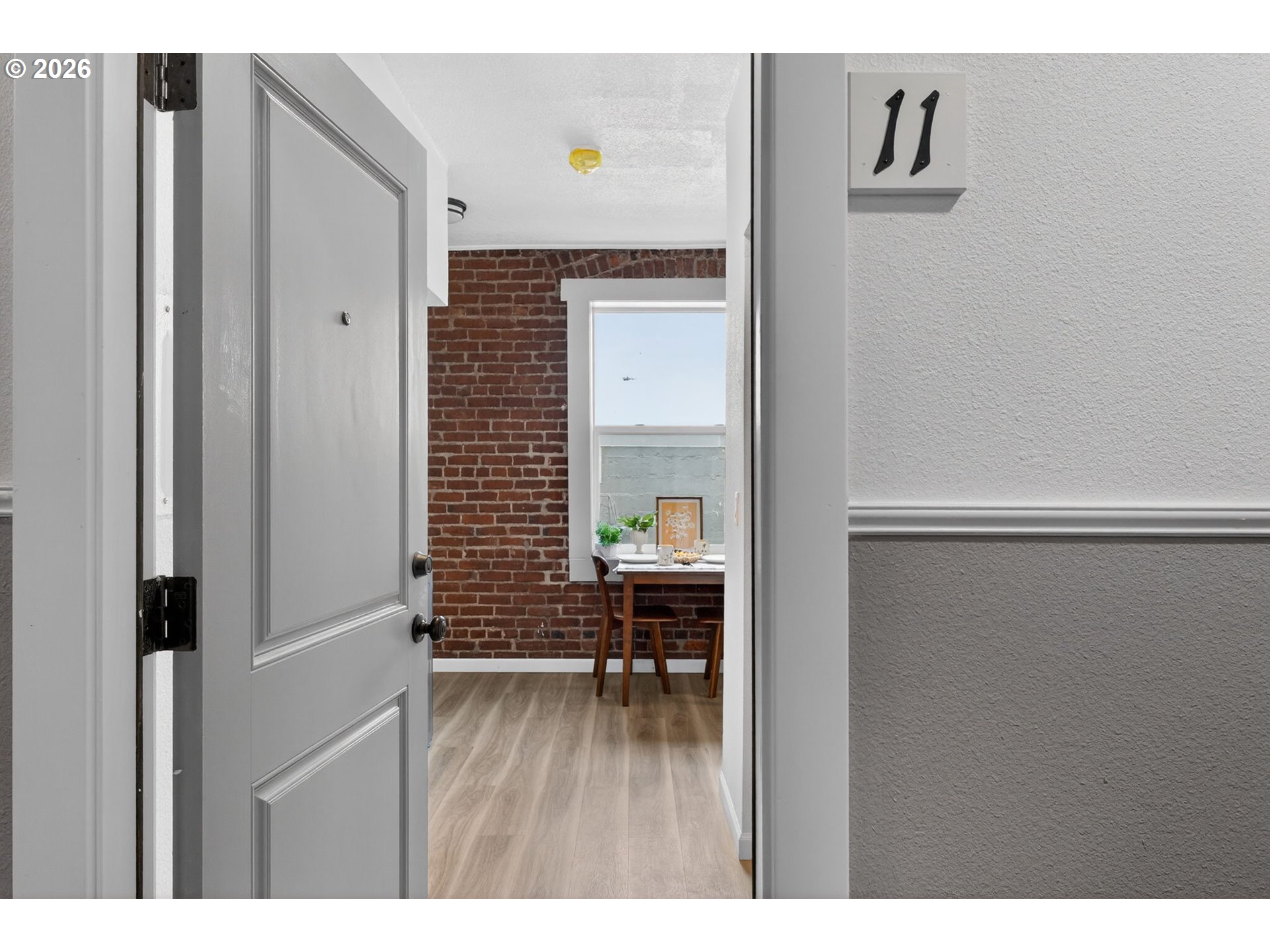 708 N KILLINGSWORTH ST 11