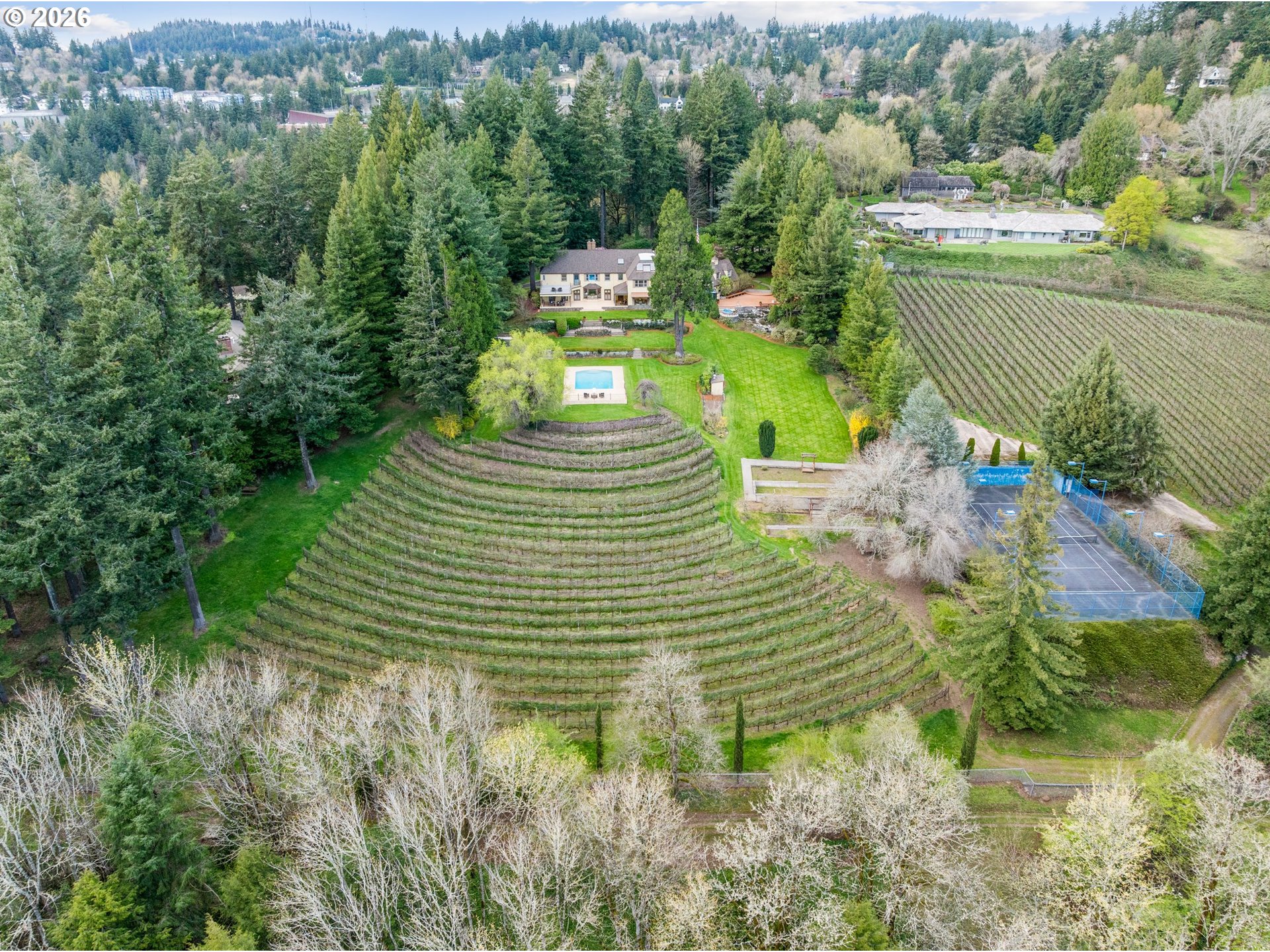 2732 SW Scholls Ferry RD