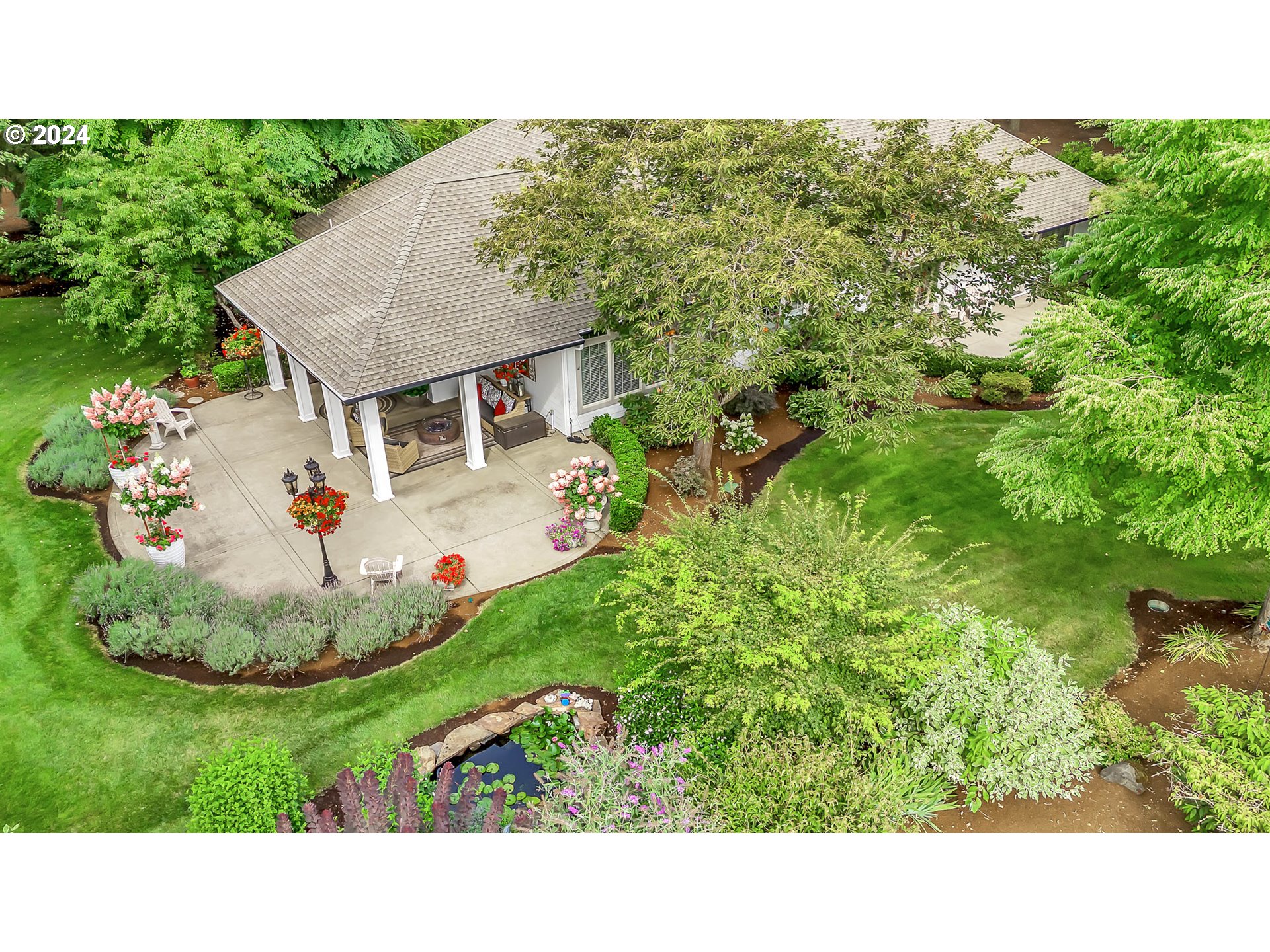 32043 COBURG BOTTOM LOOP RD