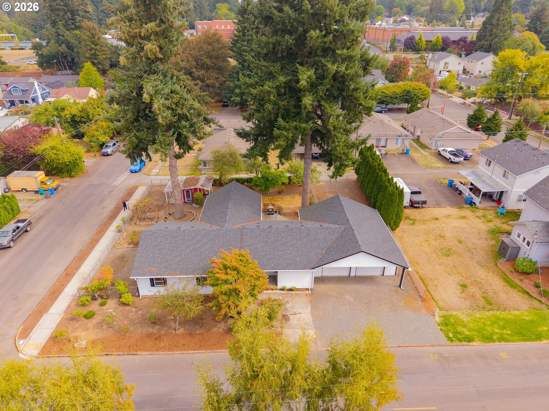200 N 3RD AVE