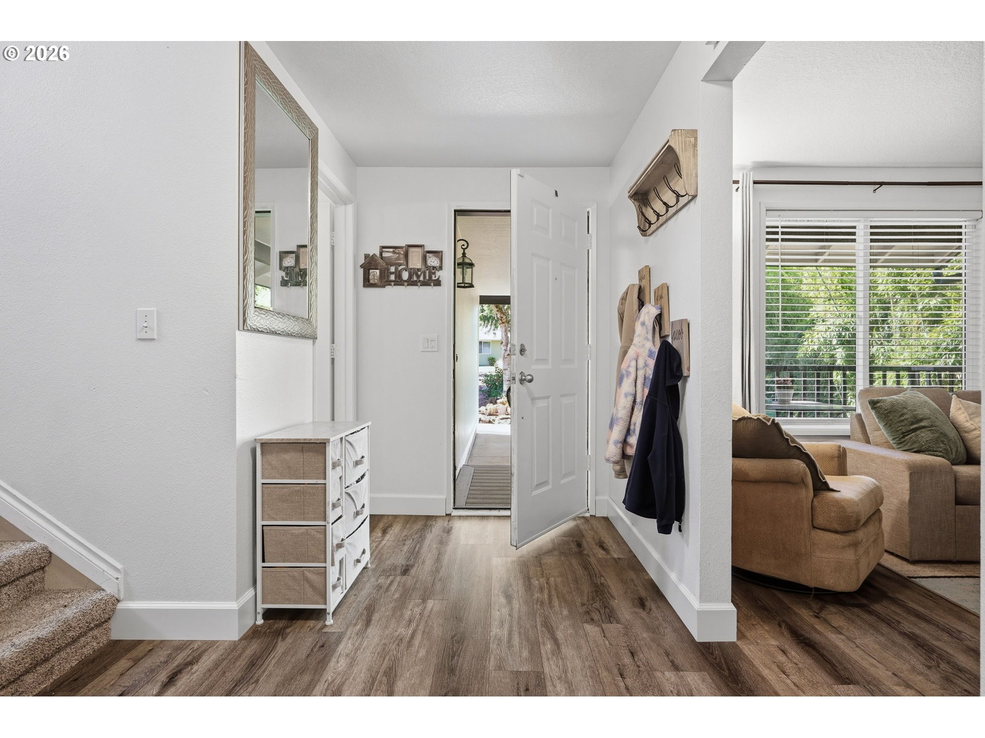 2102 NE 66TH CIR