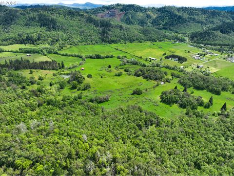 A home in Roseburg