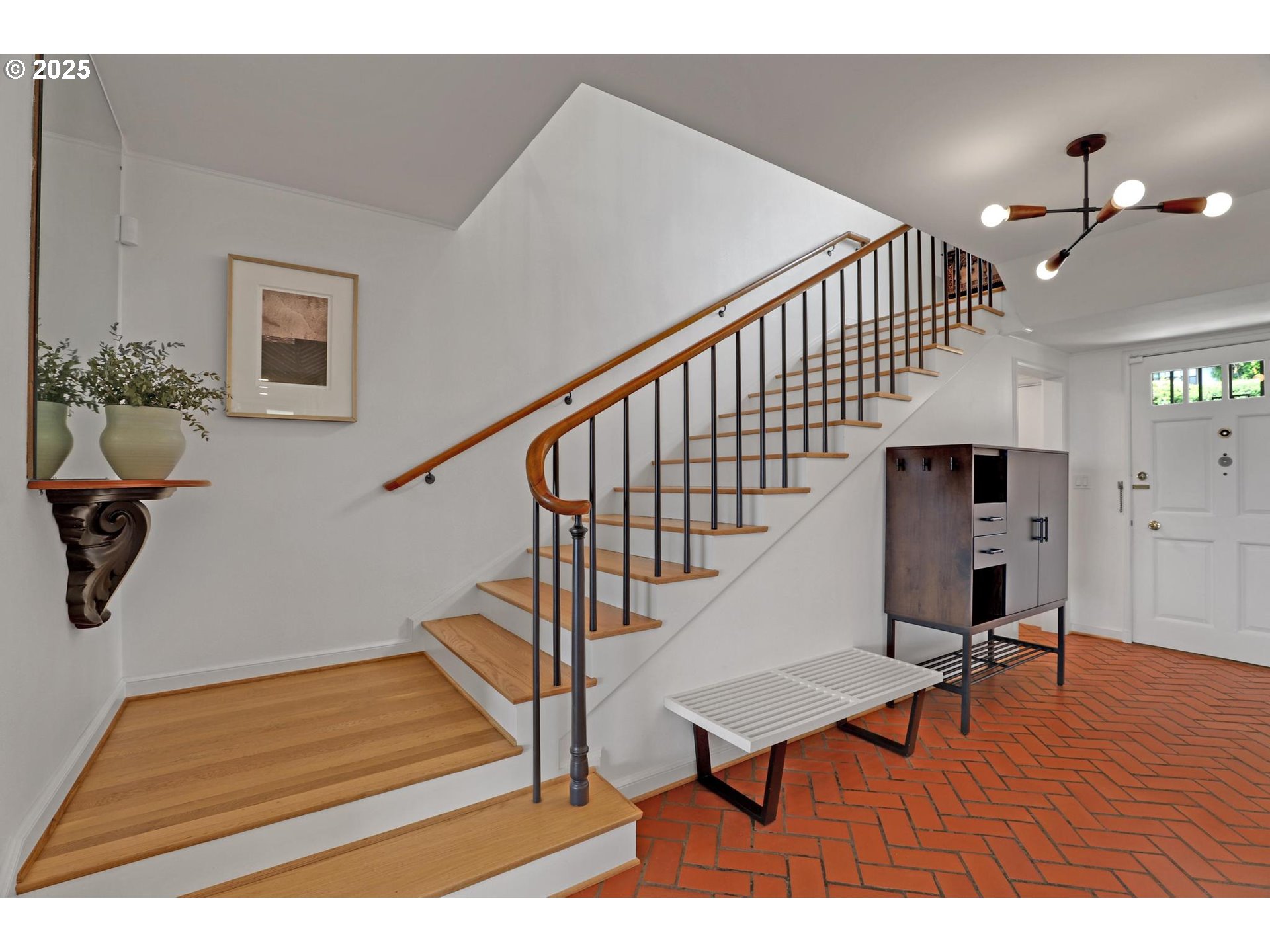 724 NW ALBEMARLE TER