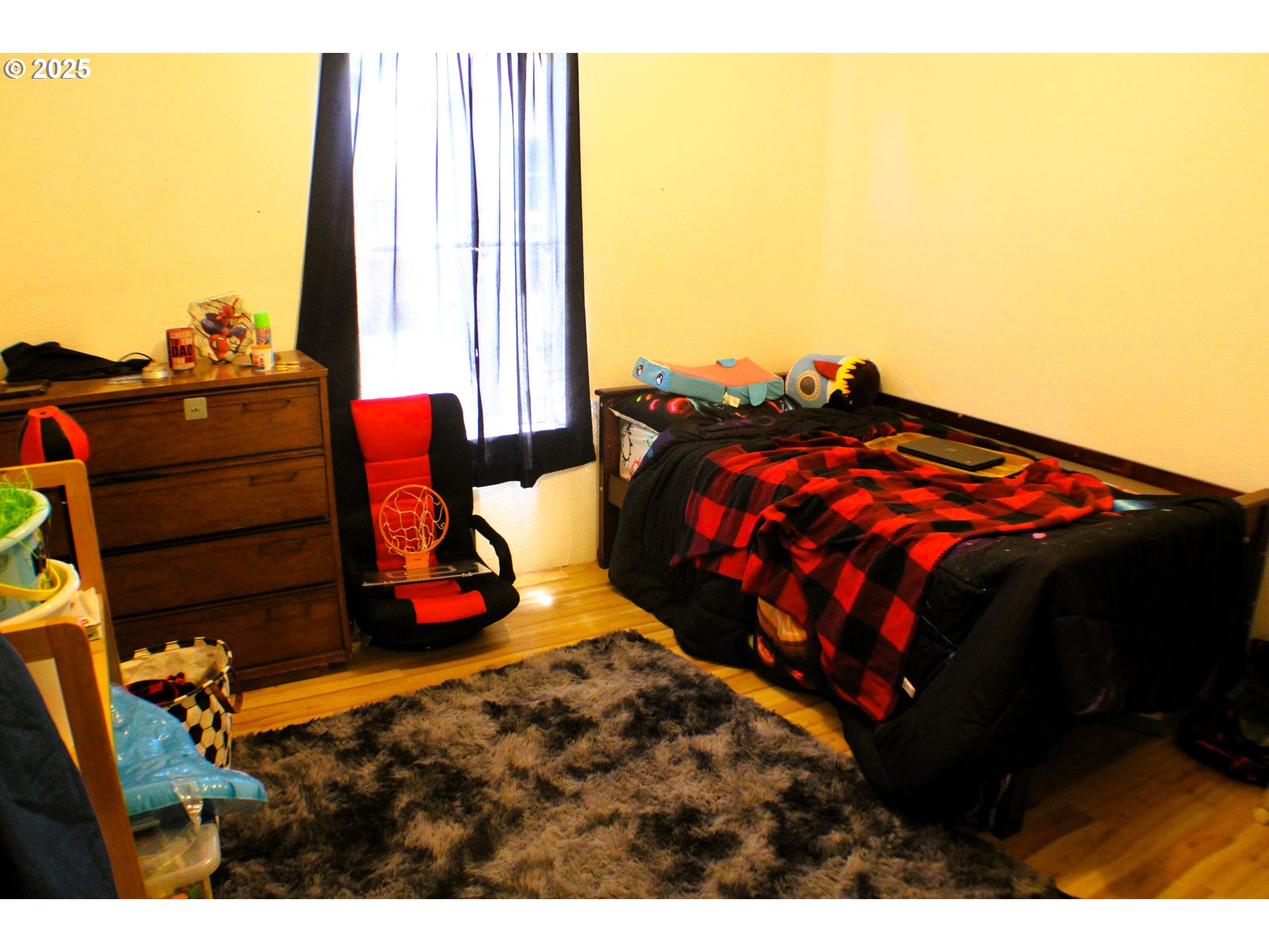 117 Adams Loop