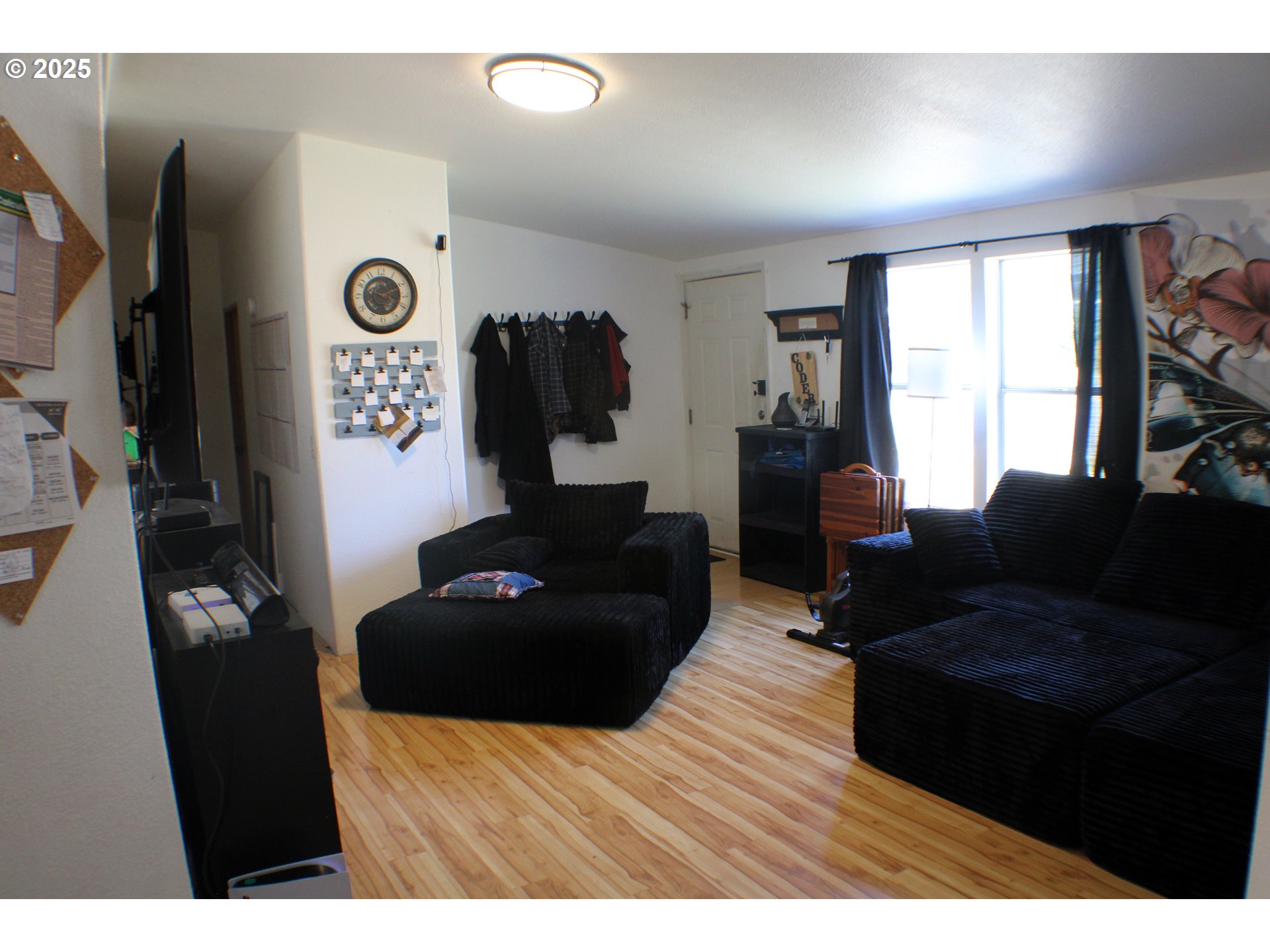 117 Adams Loop