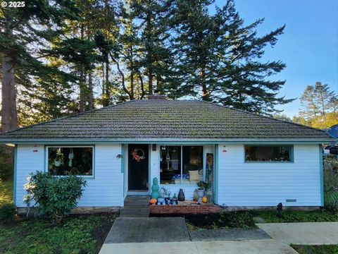 2605 PORT ORFORD LOOP RD Port Orford OR 97465