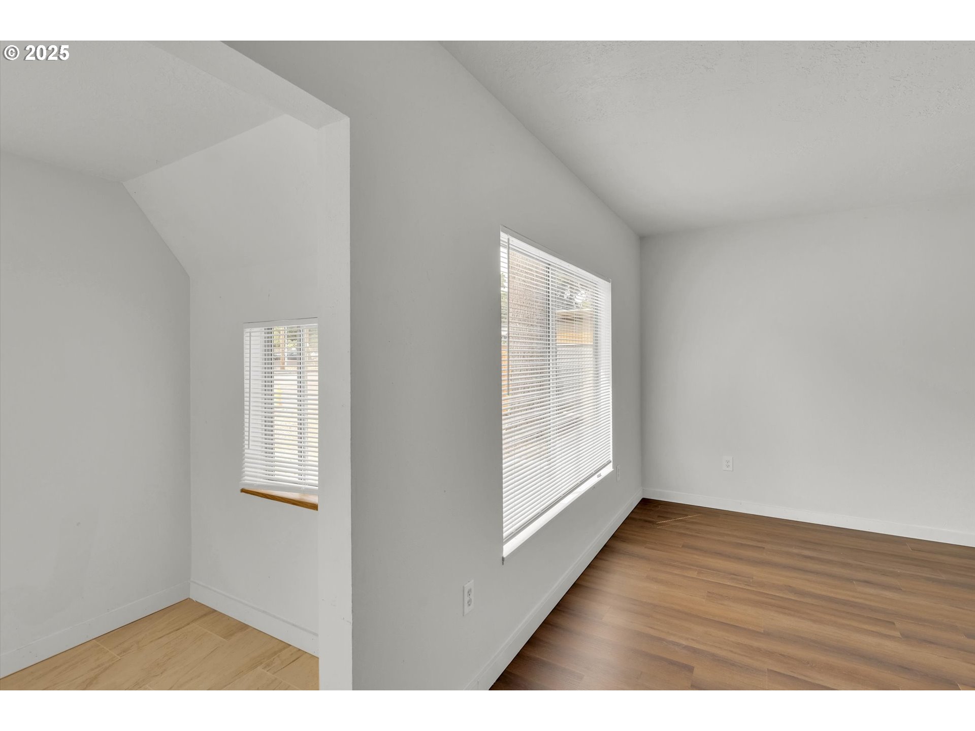 202 NE 162ND AVE