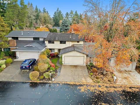 9 BRITTEN CT Lake Oswego OR 97035