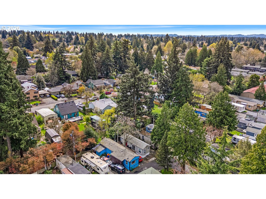 7120 NE LOMBARD ST 11