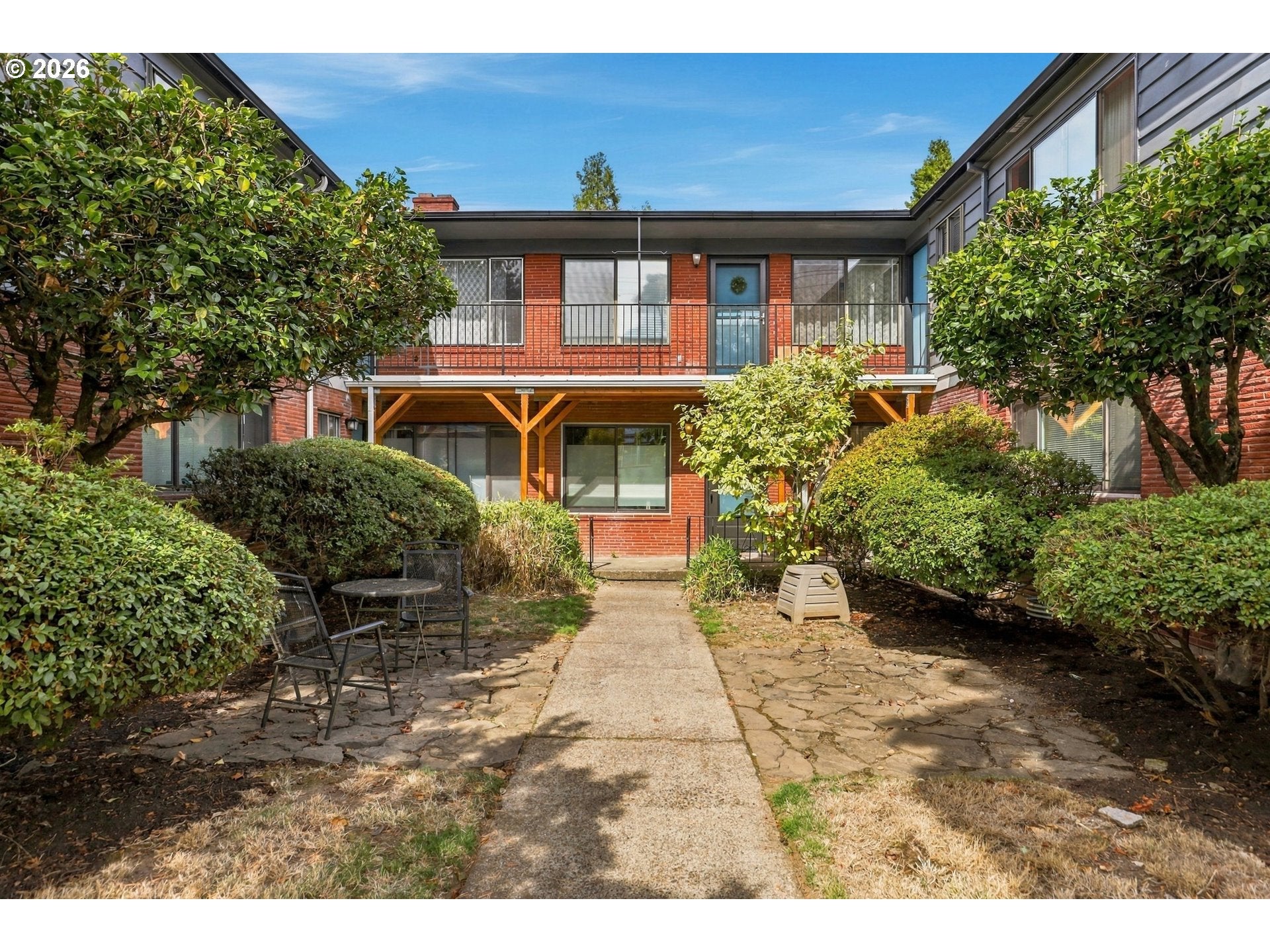 3911 NE KILLINGSWORTH ST 10