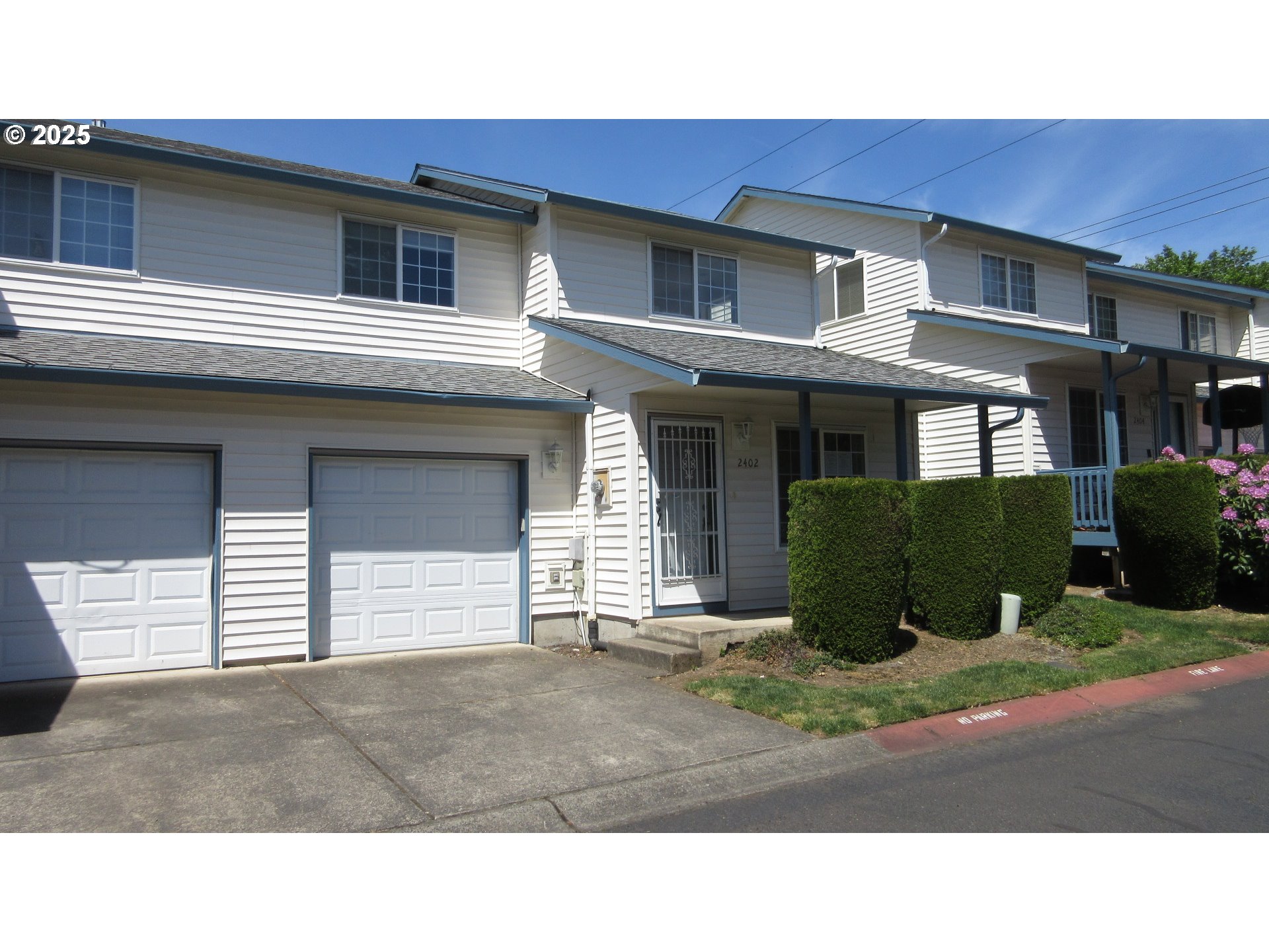 2402 NE 79TH CT