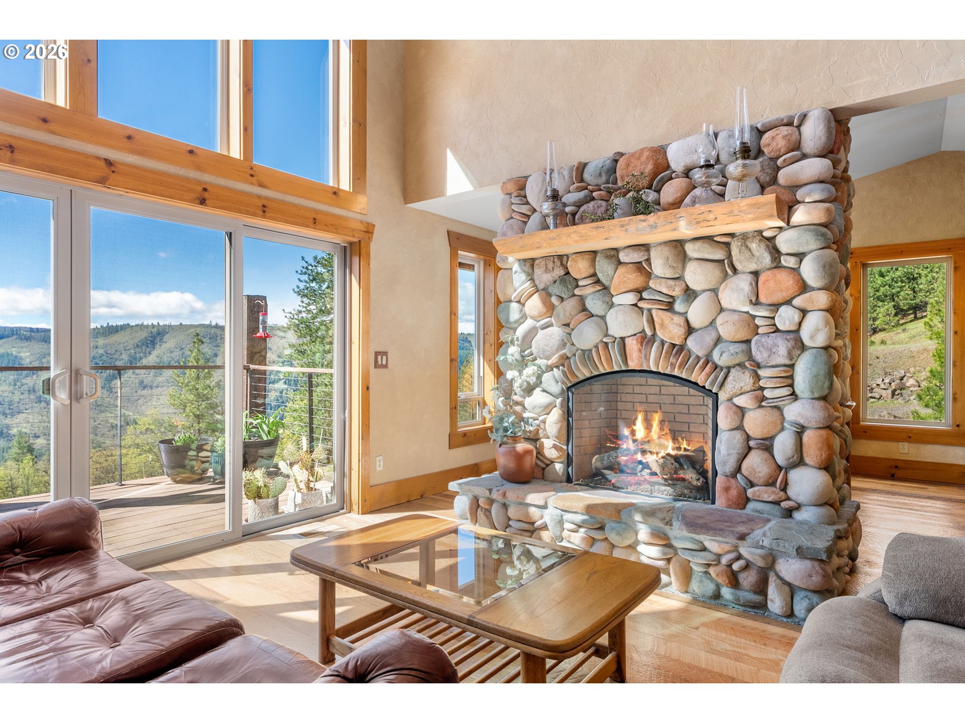 115 WAHKIACUS HEIGHTS RD