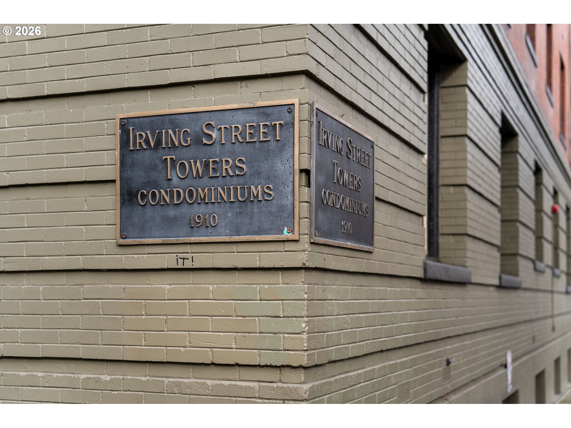 2109 NW IRVING ST NW 410