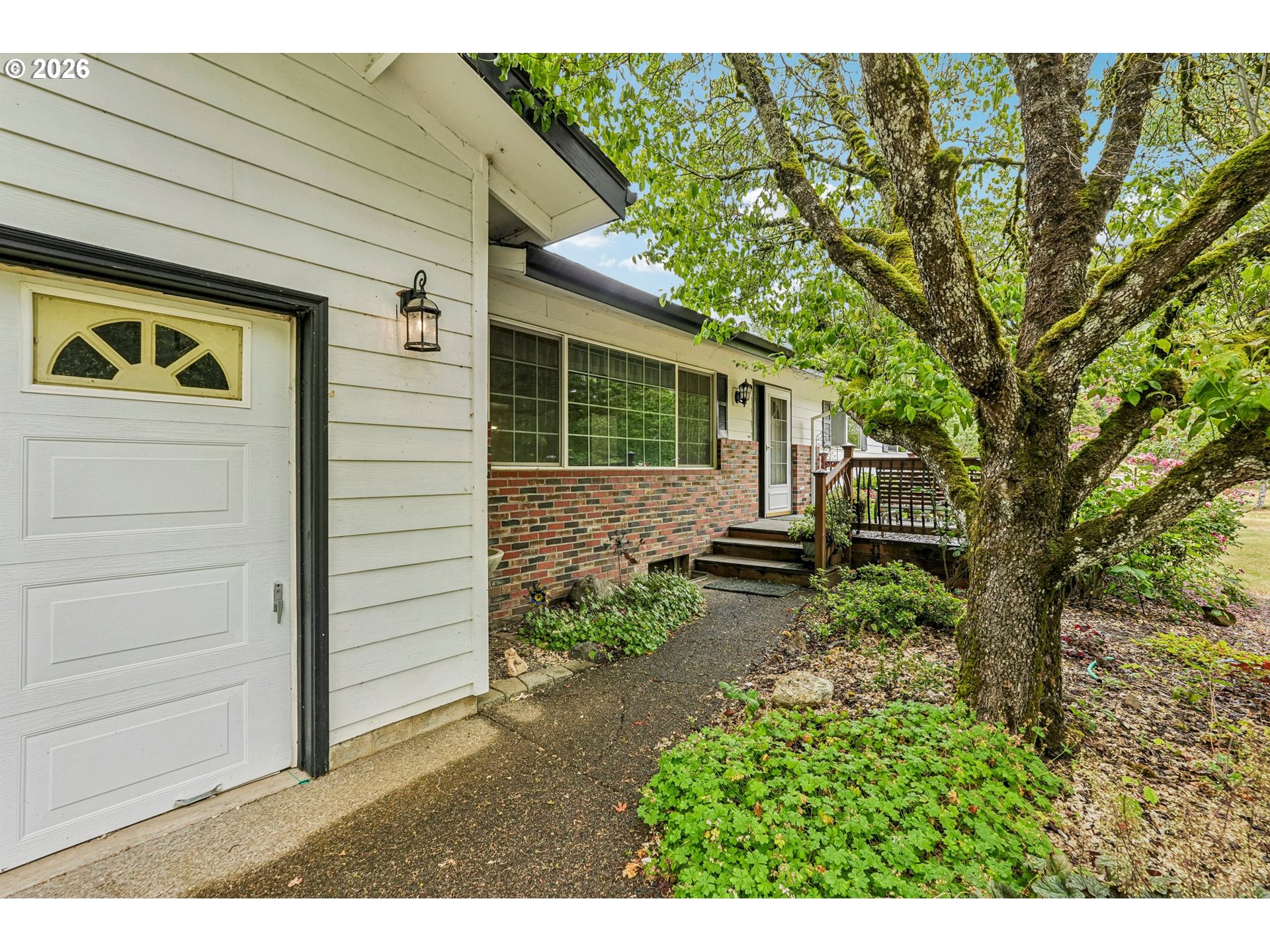 23053 S REDLAND RD