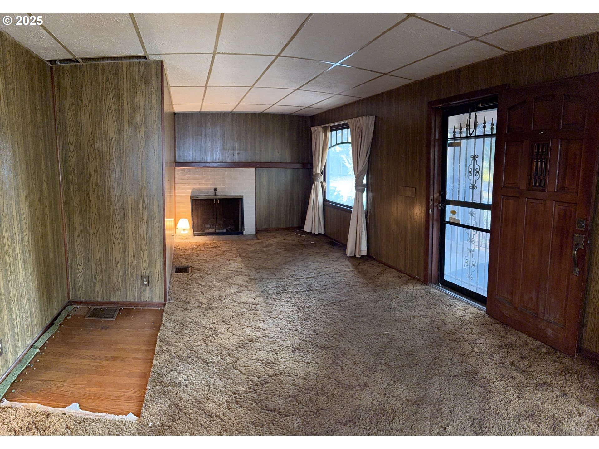 2212 SE TAMARACK AVE