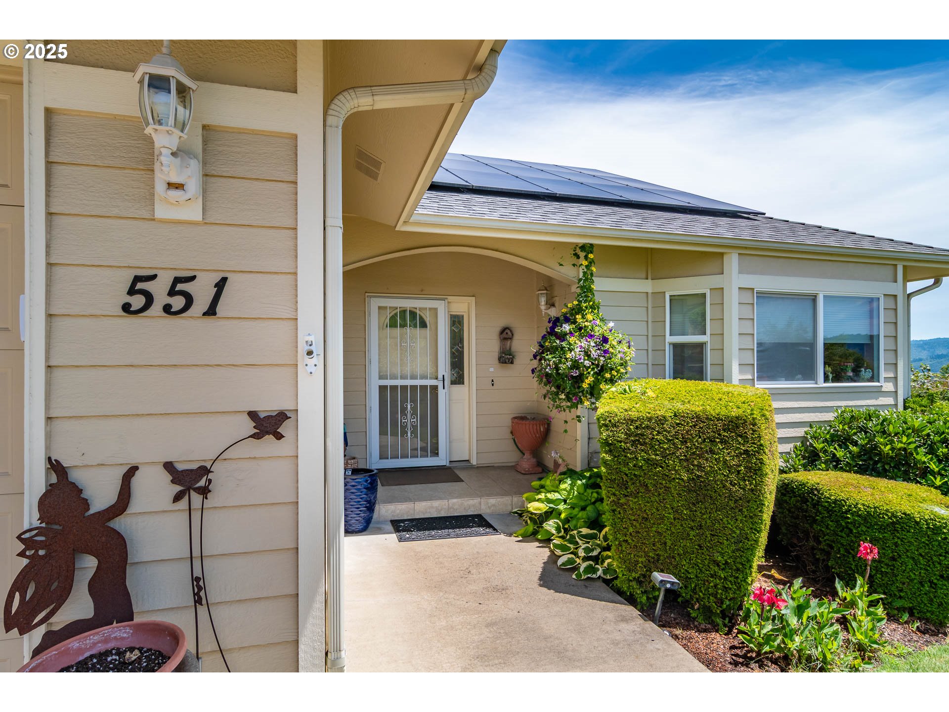551 NW RACHEL LYNN WAY