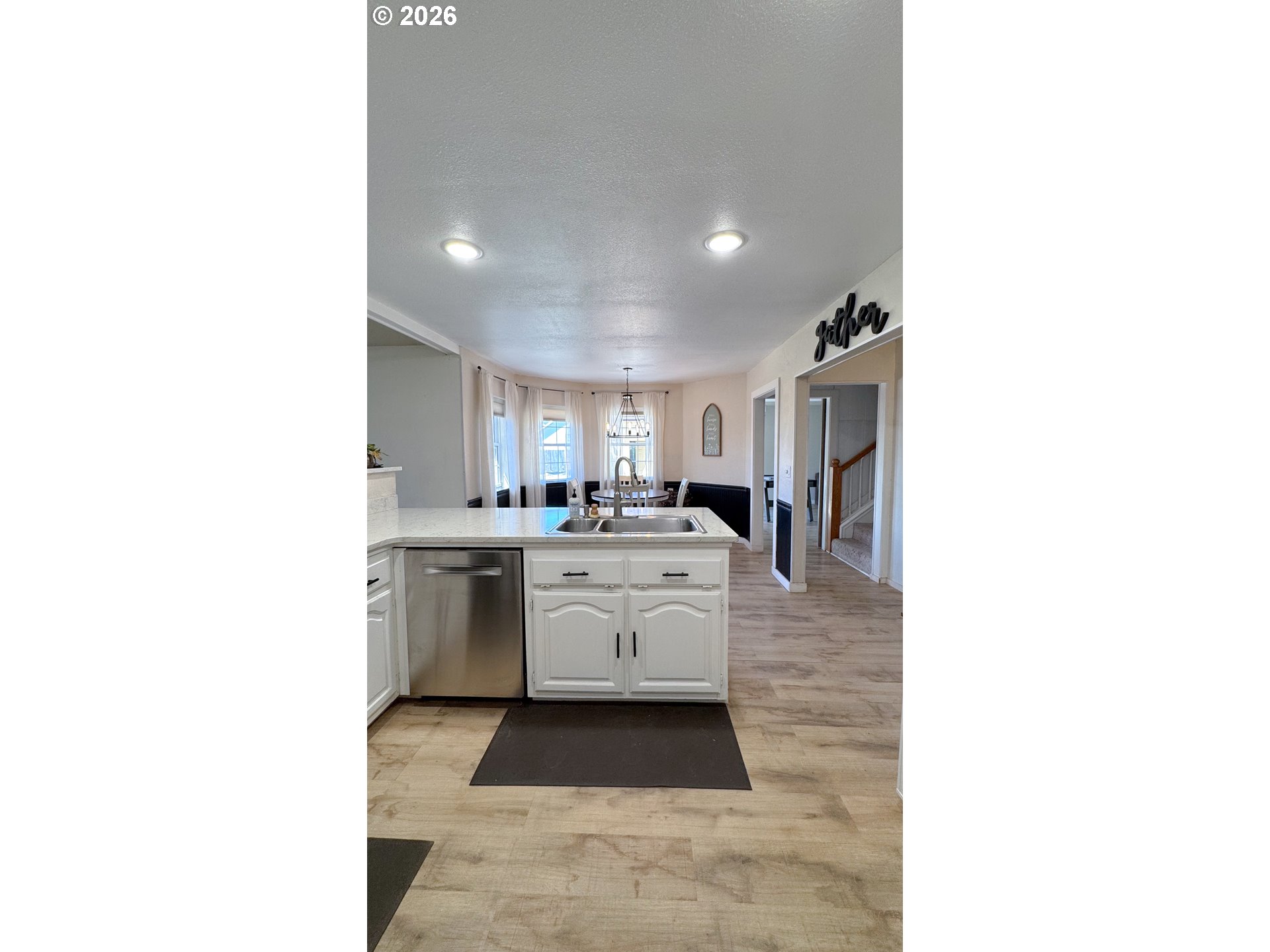 800 E ST