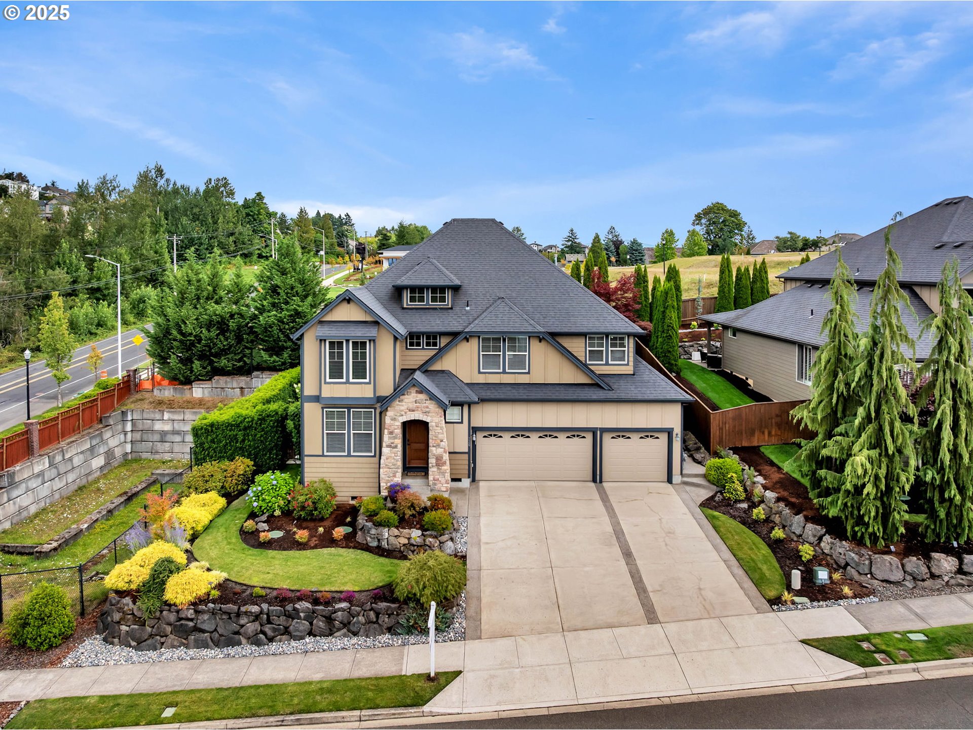 736 NW ILWACO ST
