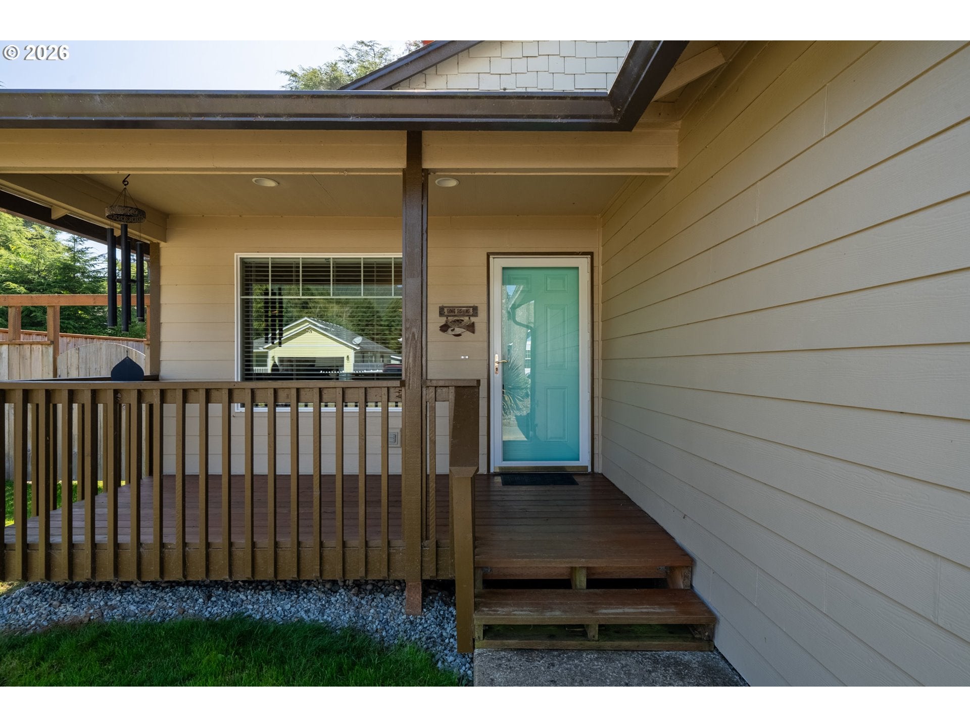 1045 NE 13TH AVE